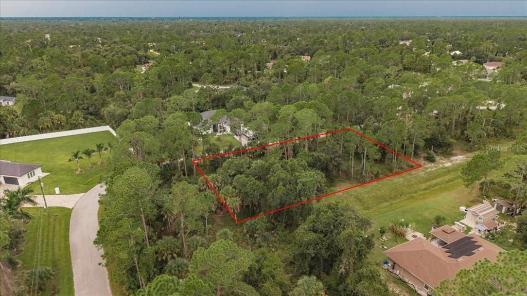 На продажу: $34,900 (0.46 acres)