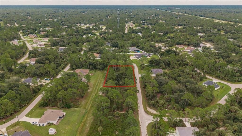 На продажу: $34,900 (0.46 acres)