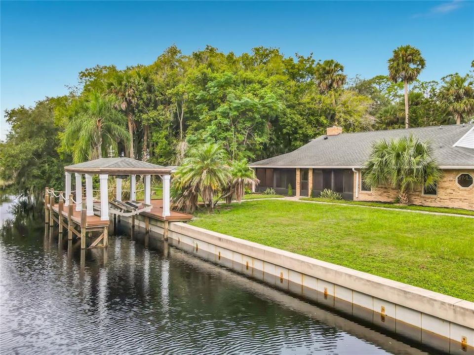 For Sale: $499,900 (3 beds, 2 baths, 2056 Square Feet)
