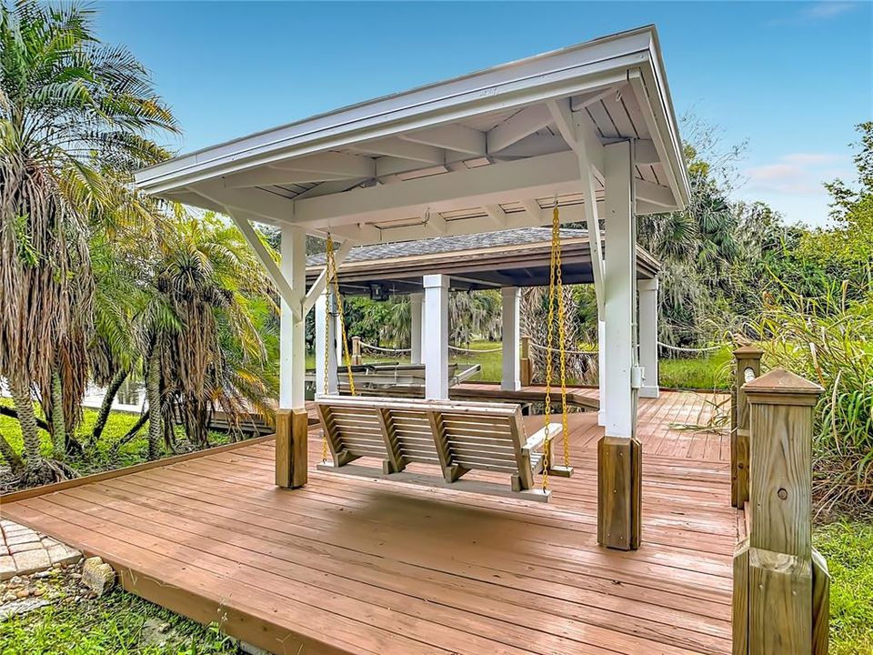 For Sale: $499,900 (3 beds, 2 baths, 2056 Square Feet)