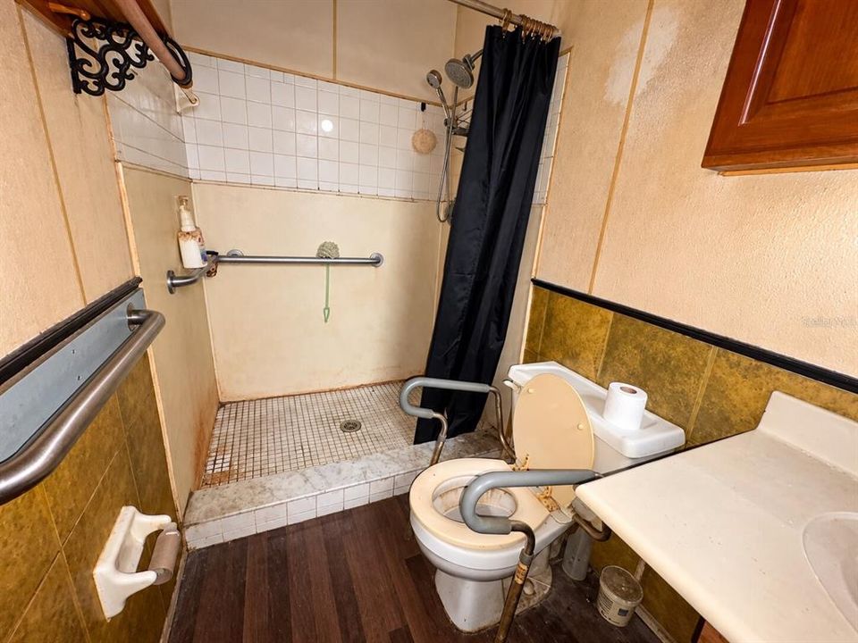 На продажу: $199,999 (3 спален, 2 ванн, 1442 Квадратных фут)