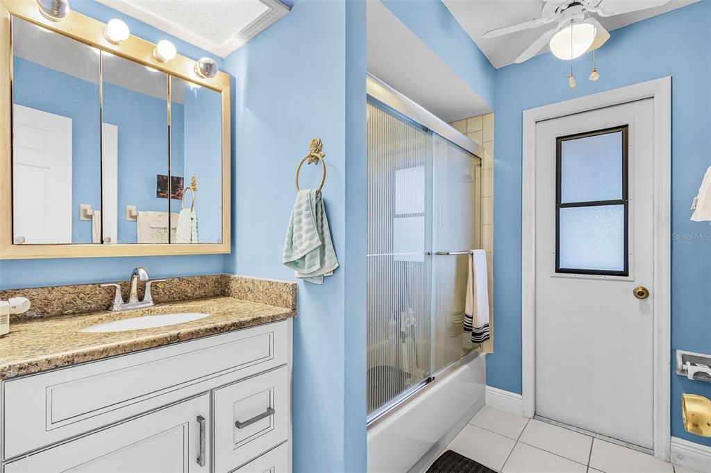 For Sale: $350,000 (3 beds, 2 baths, 1839 Square Feet)