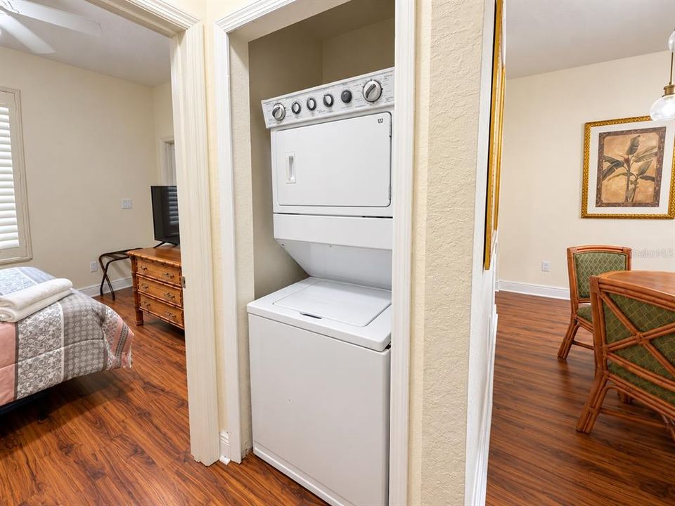 En Venta: $229,900 (4 camas, 3 baños, 1425 Pies cuadrados)