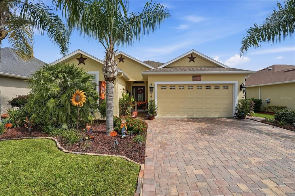 For Sale: $423,500 (3 beds, 2 baths, 2003 Square Feet)