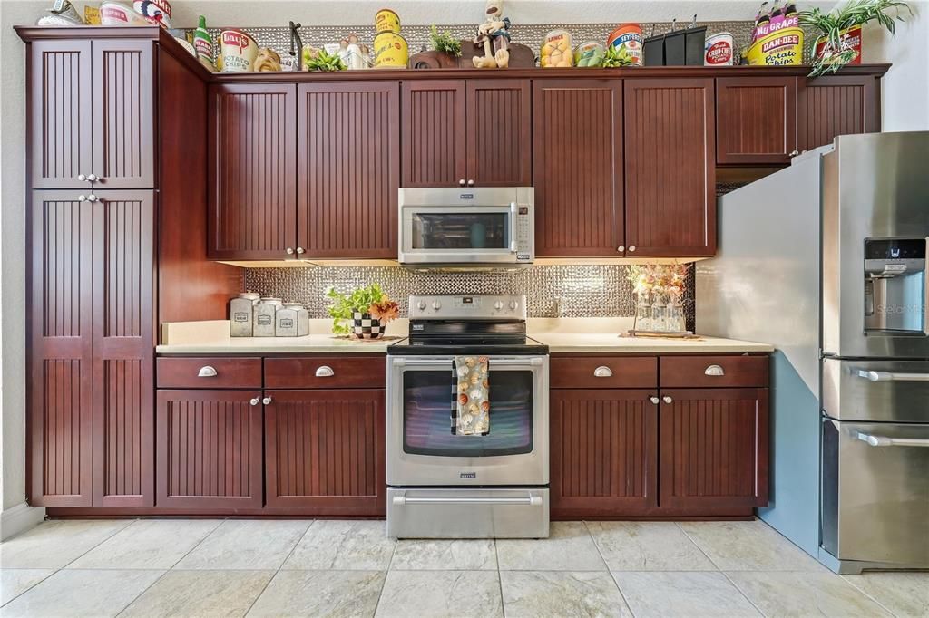 For Sale: $423,500 (3 beds, 2 baths, 2003 Square Feet)