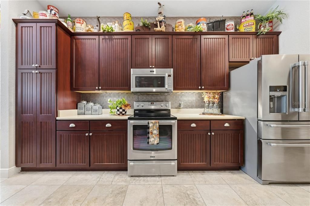 For Sale: $423,500 (3 beds, 2 baths, 2003 Square Feet)