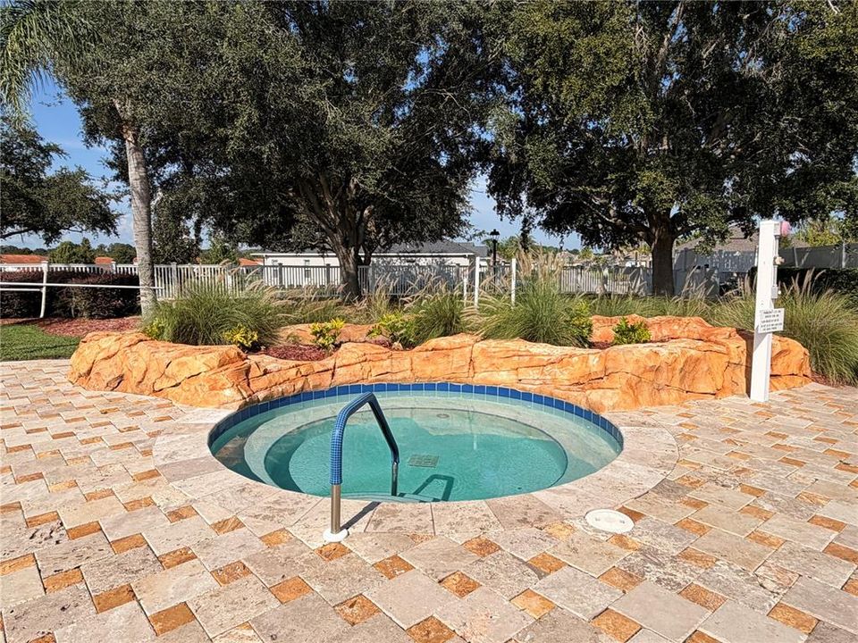 For Sale: $423,500 (3 beds, 2 baths, 2003 Square Feet)