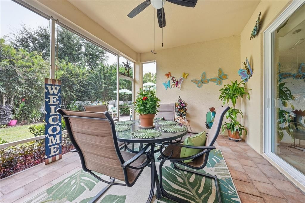 For Sale: $423,500 (3 beds, 2 baths, 2003 Square Feet)