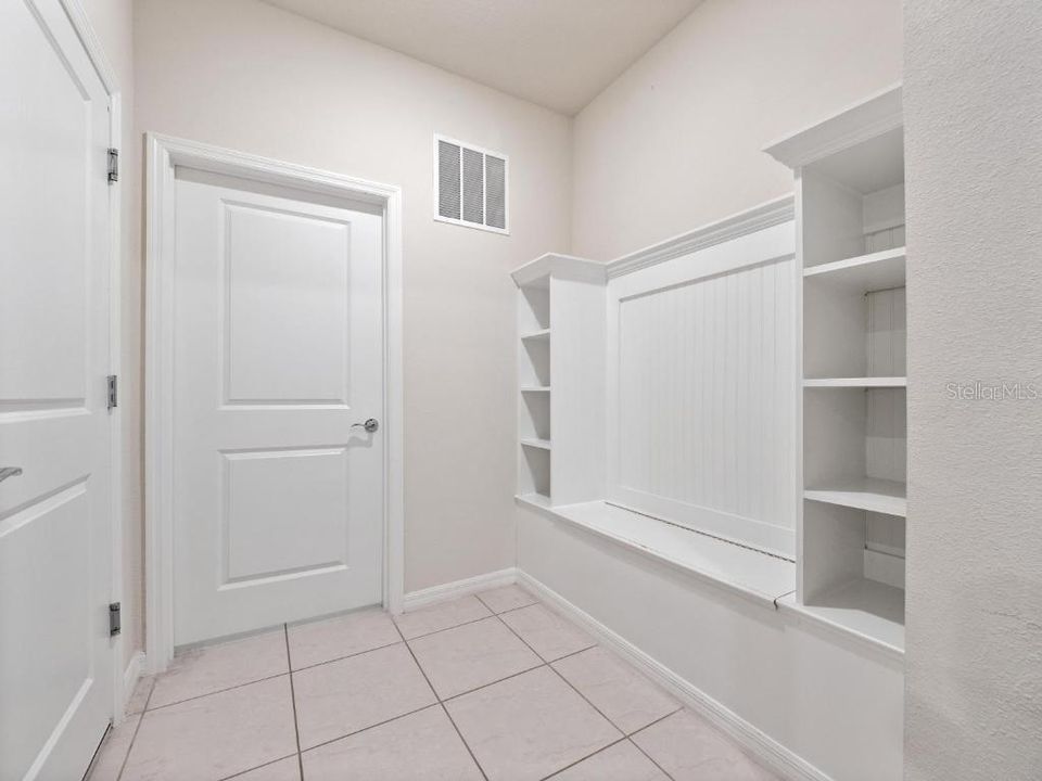For Sale: $899,900 (10 beds, 8 baths, 4399 Square Feet)