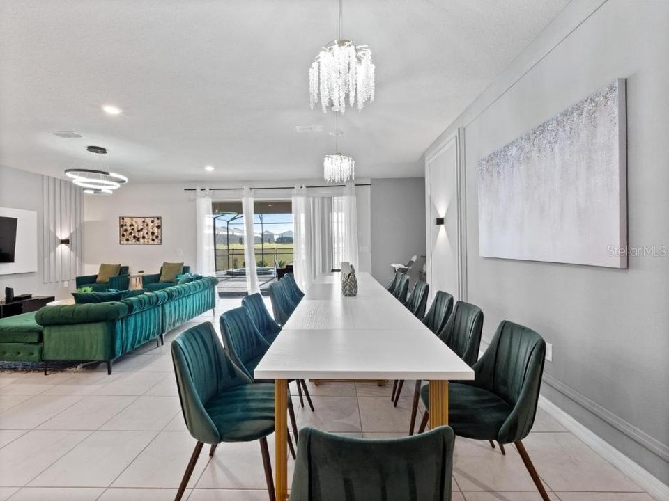 For Sale: $899,900 (10 beds, 8 baths, 4399 Square Feet)