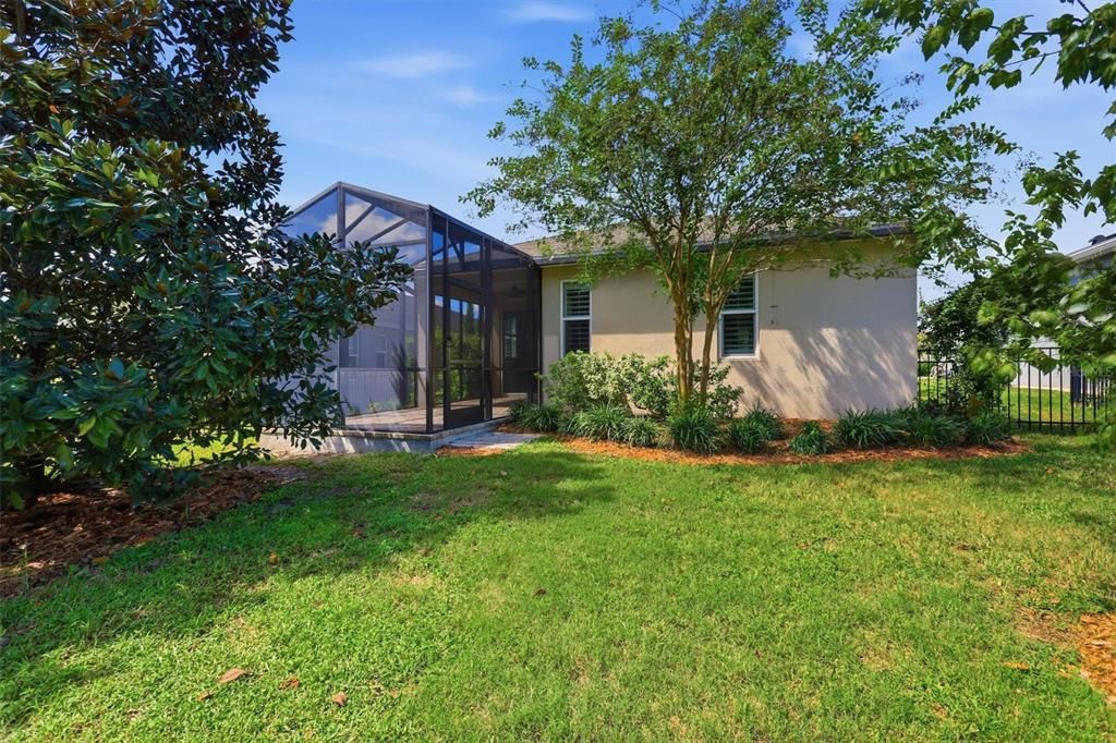 For Sale: $375,000 (2 beds, 2 baths, 1512 Square Feet)