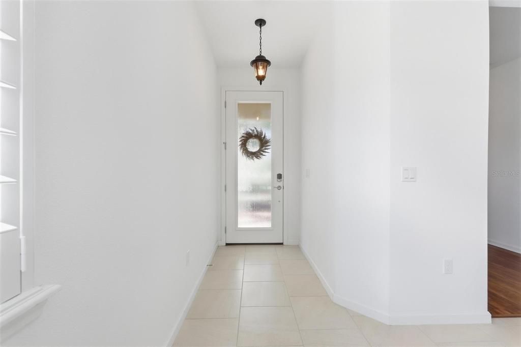 For Sale: $375,000 (2 beds, 2 baths, 1512 Square Feet)