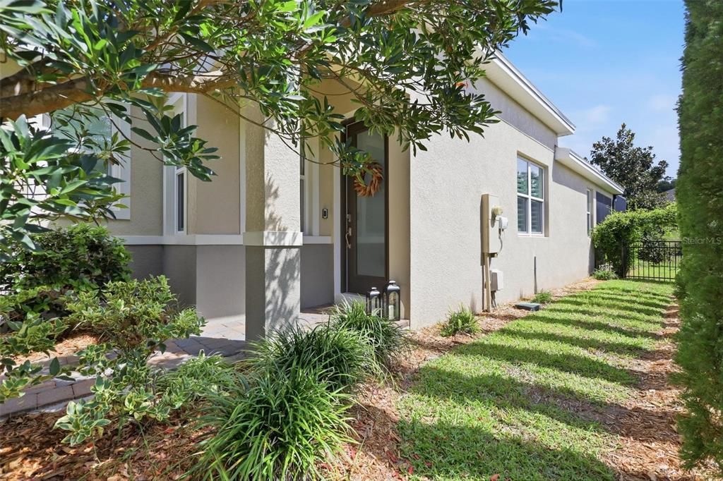 For Sale: $375,000 (2 beds, 2 baths, 1512 Square Feet)