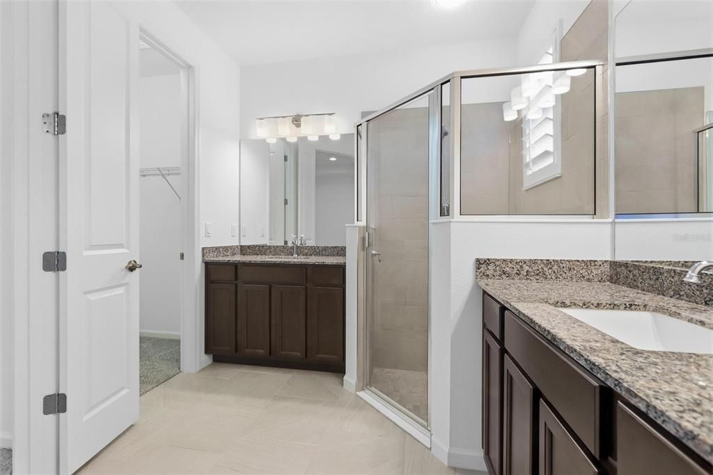 For Sale: $375,000 (2 beds, 2 baths, 1512 Square Feet)