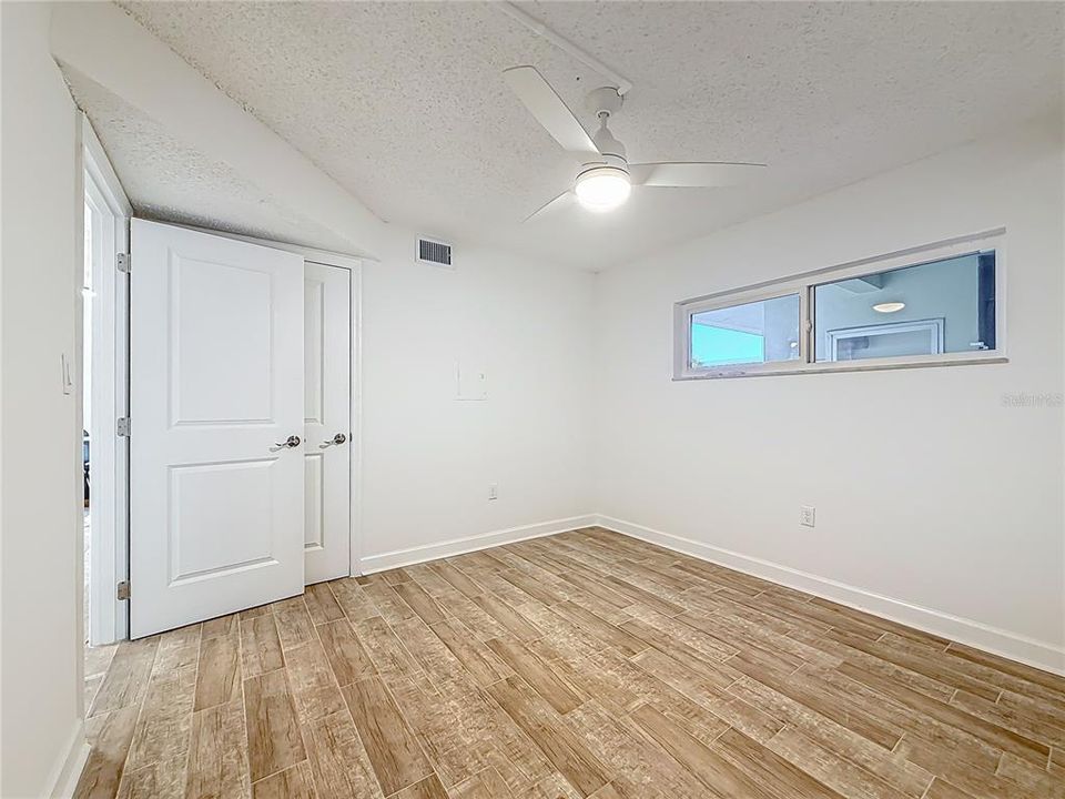En Venta: $174,900 (2 camas, 2 baños, 1100 Pies cuadrados)