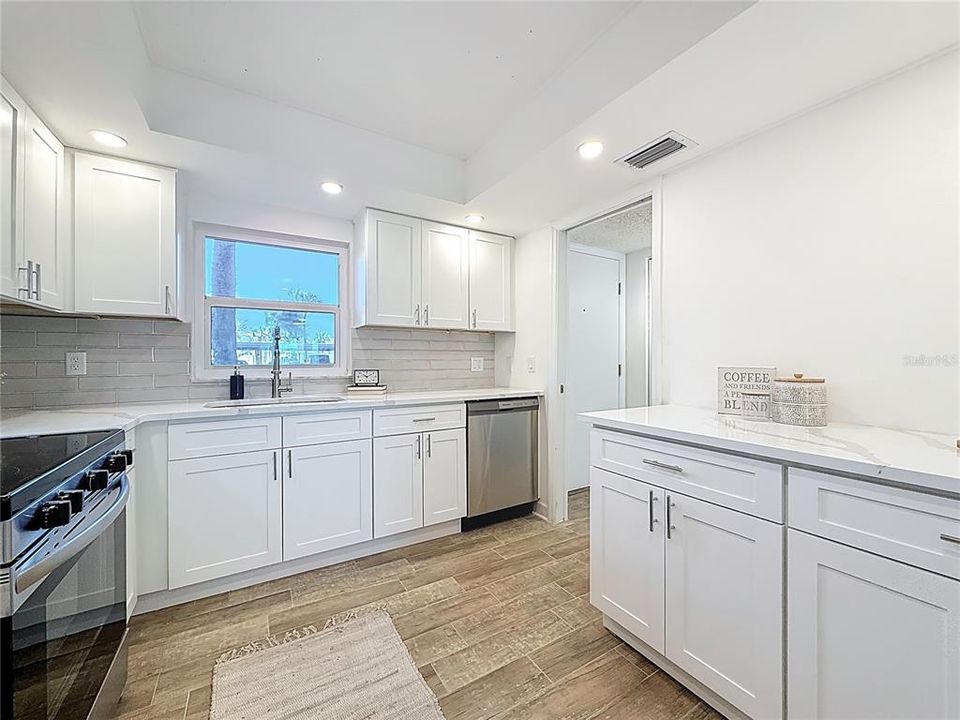 En Venta: $174,900 (2 camas, 2 baños, 1100 Pies cuadrados)