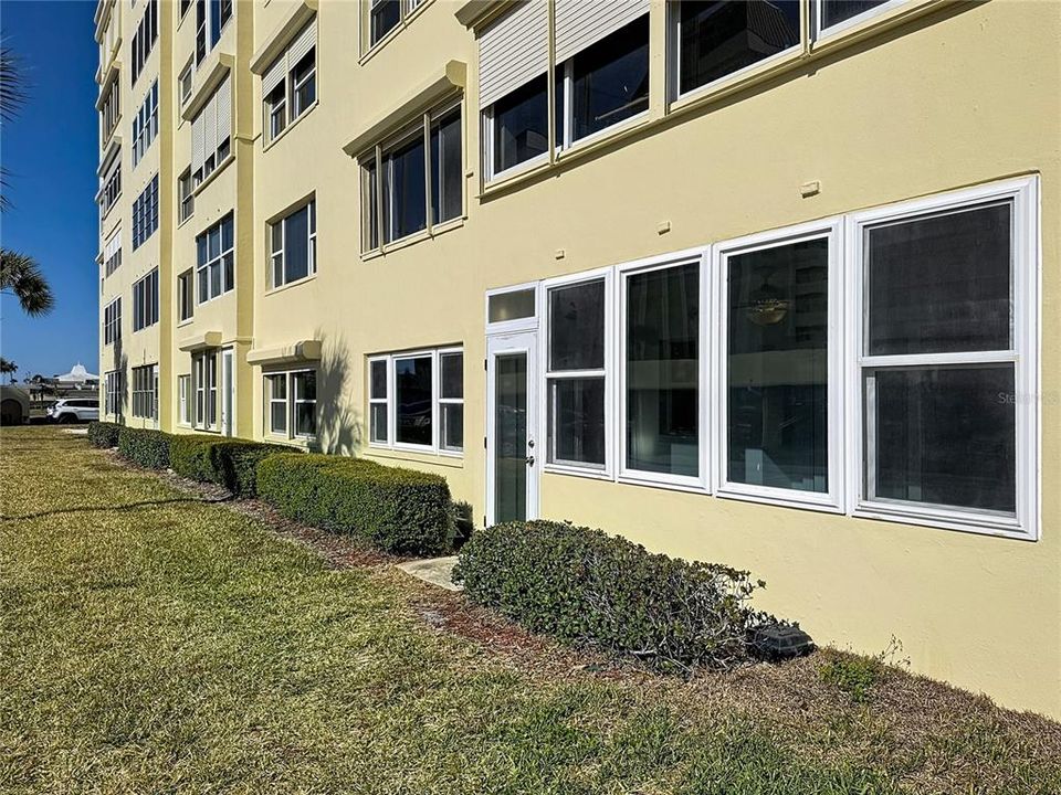 En Venta: $174,900 (2 camas, 2 baños, 1100 Pies cuadrados)