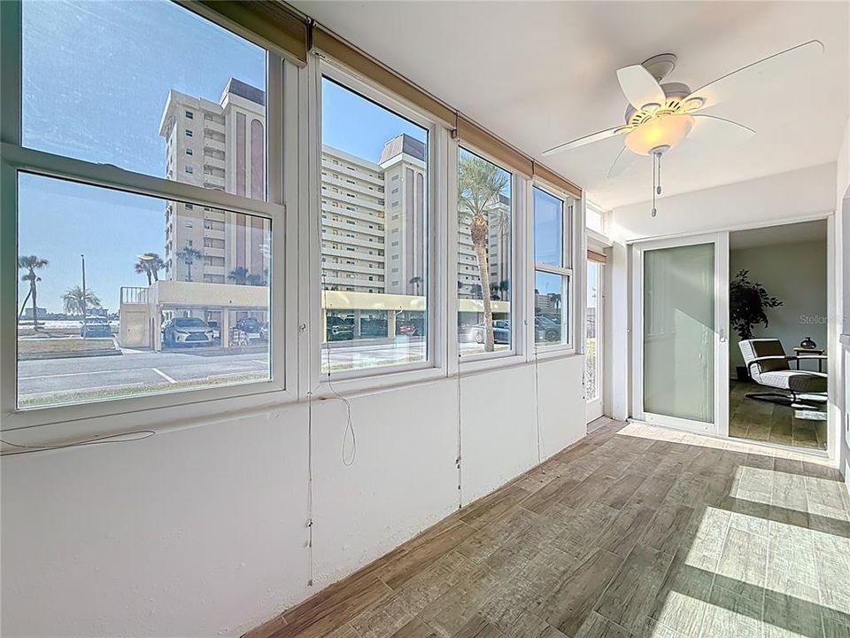 En Venta: $174,900 (2 camas, 2 baños, 1100 Pies cuadrados)