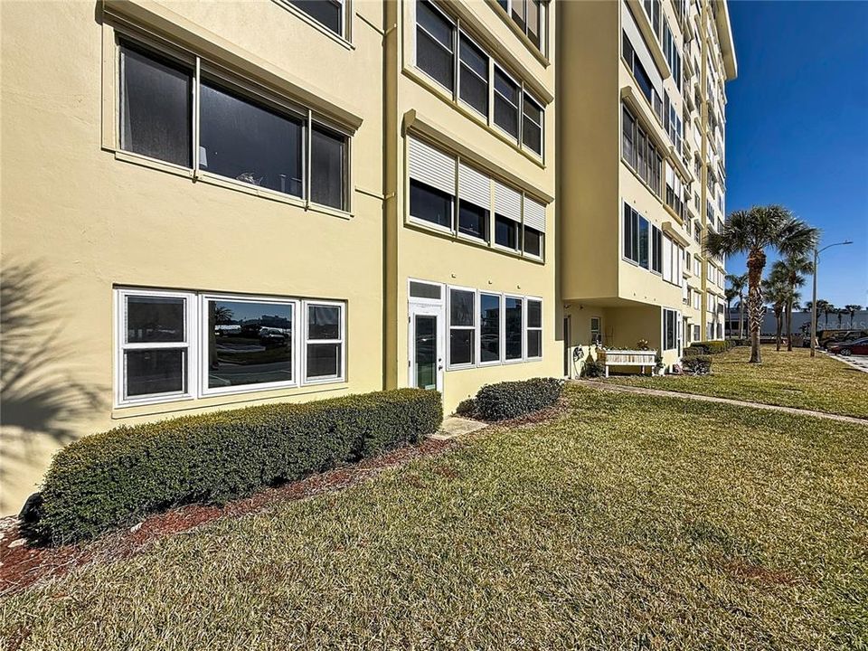 En Venta: $174,900 (2 camas, 2 baños, 1100 Pies cuadrados)