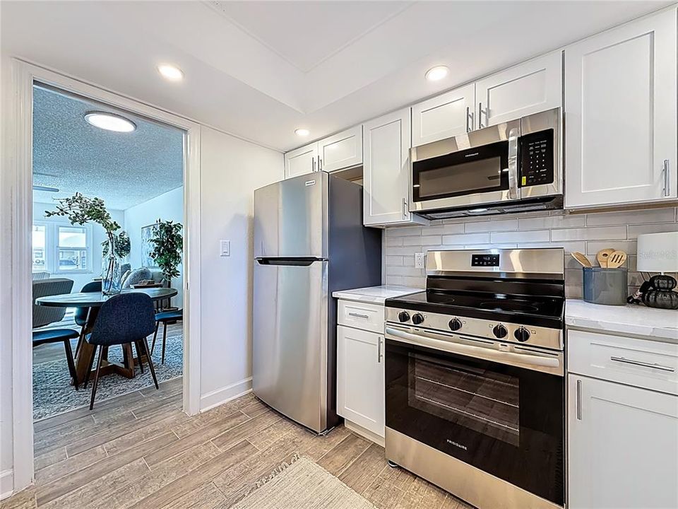 En Venta: $174,900 (2 camas, 2 baños, 1100 Pies cuadrados)