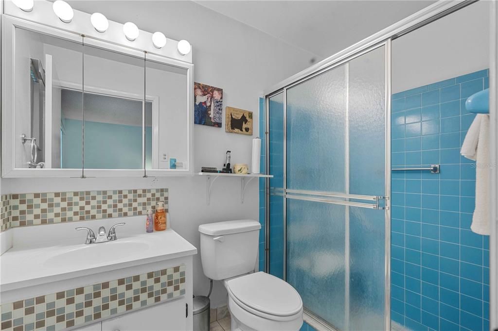Active With Contract: $214,900 (2 beds, 2 baths, 1181 Square Feet)