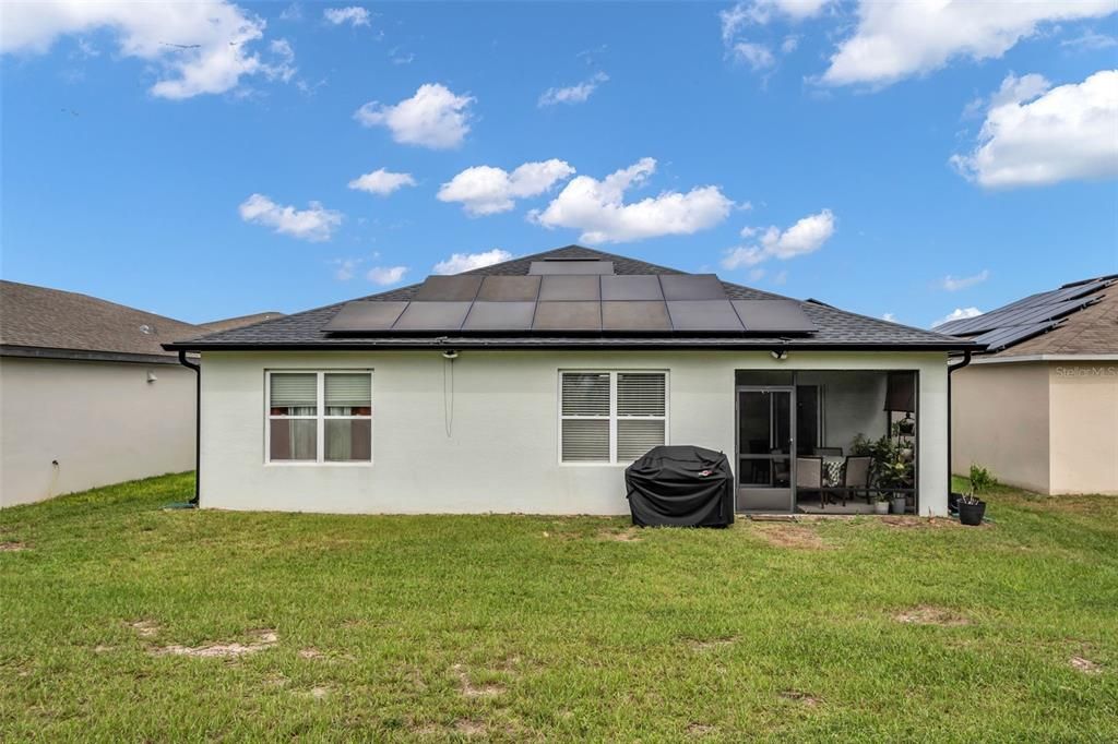 En Venta: $299,900 (4 camas, 2 baños, 1867 Pies cuadrados)