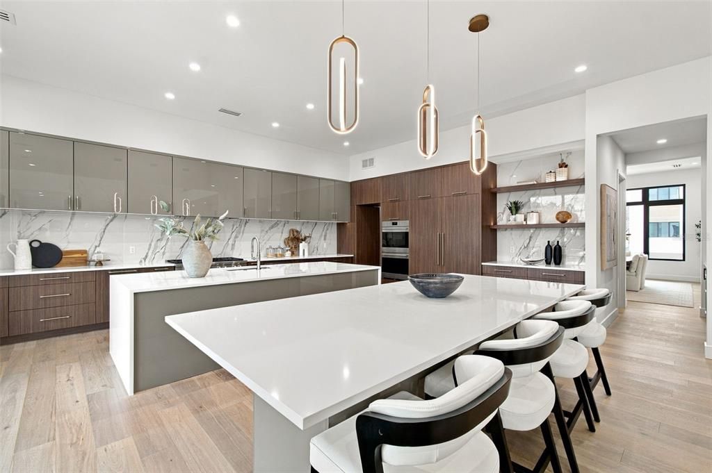 En Venta: $5,500,000 (5 camas, 5 baños, 6996 Pies cuadrados)