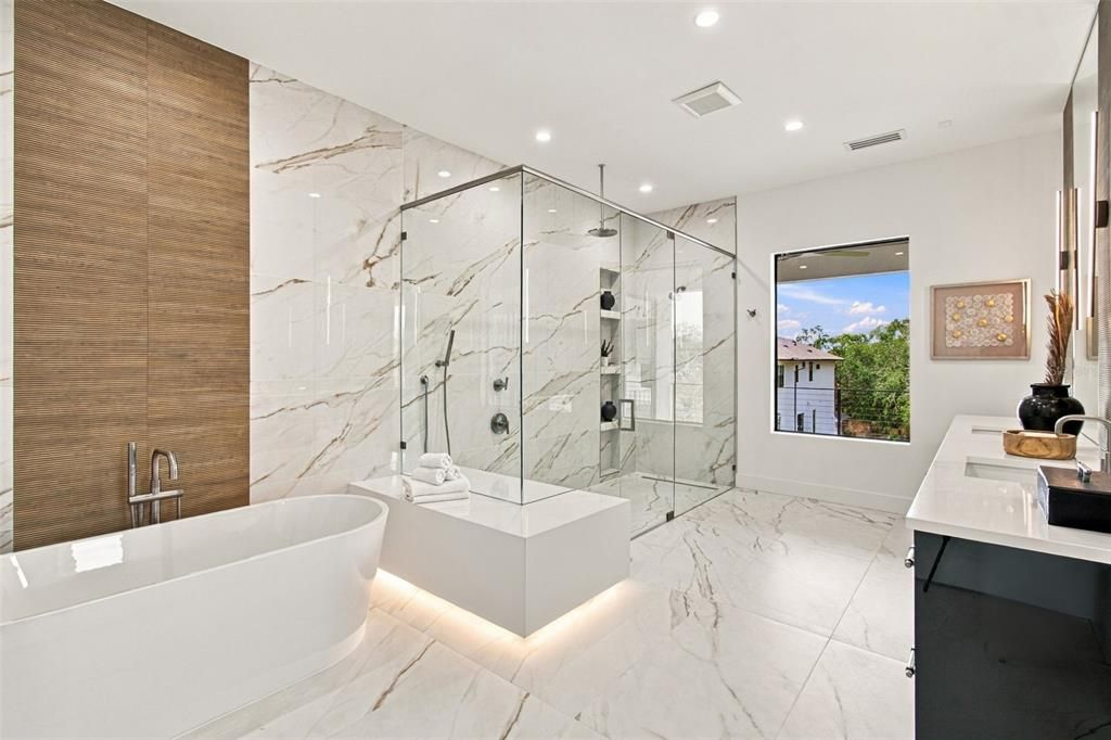 En Venta: $5,500,000 (5 camas, 5 baños, 6996 Pies cuadrados)