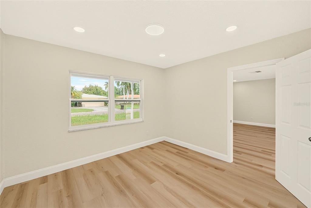 For Sale: $530,000 (4 beds, 2 baths, 1288 Square Feet)
