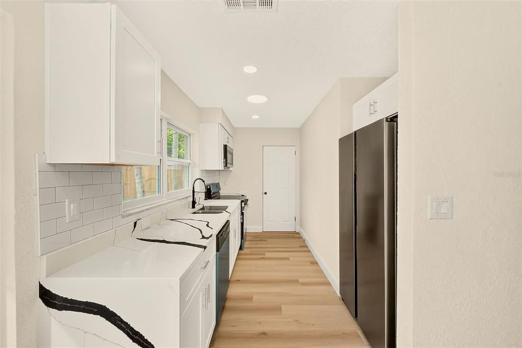 For Sale: $530,000 (4 beds, 2 baths, 1288 Square Feet)