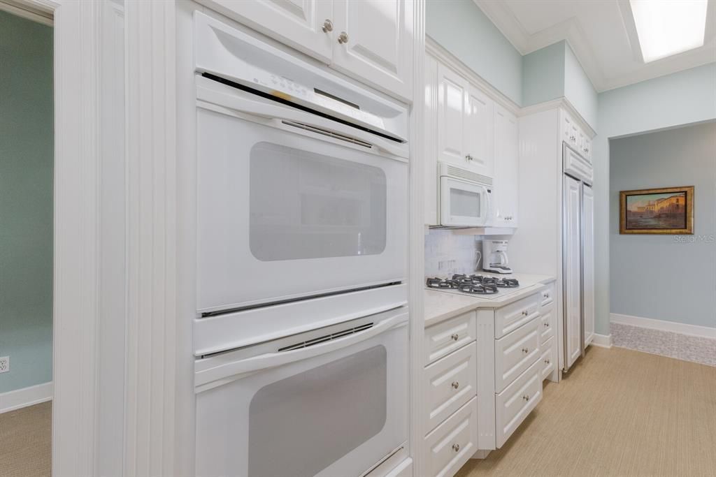 En Venta: $8,999,000 (3 camas, 4 baños, 3465 Pies cuadrados)