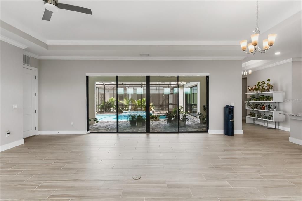 For Sale: $1,015,000 (6 beds, 4 baths, 3653 Square Feet)
