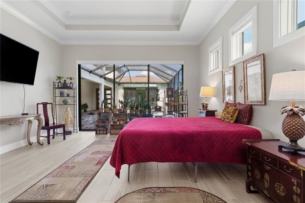 For Sale: $1,015,000 (6 beds, 4 baths, 3653 Square Feet)