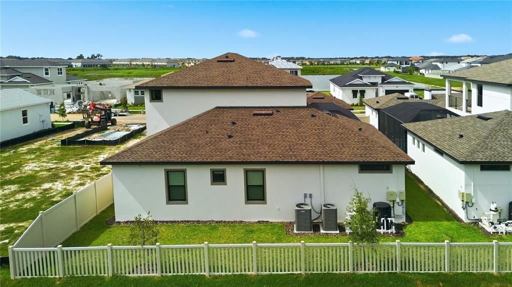 For Sale: $1,015,000 (6 beds, 4 baths, 3653 Square Feet)