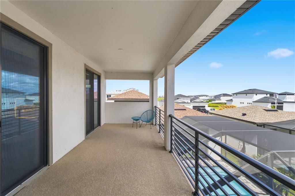 For Sale: $1,015,000 (6 beds, 4 baths, 3653 Square Feet)