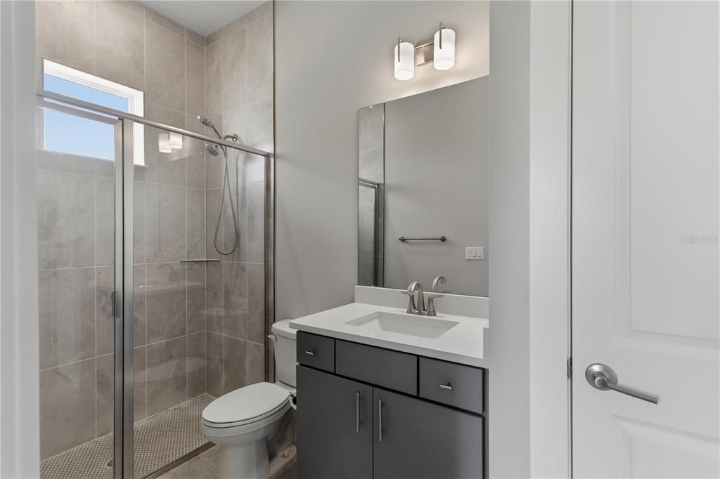For Sale: $1,015,000 (6 beds, 4 baths, 3653 Square Feet)
