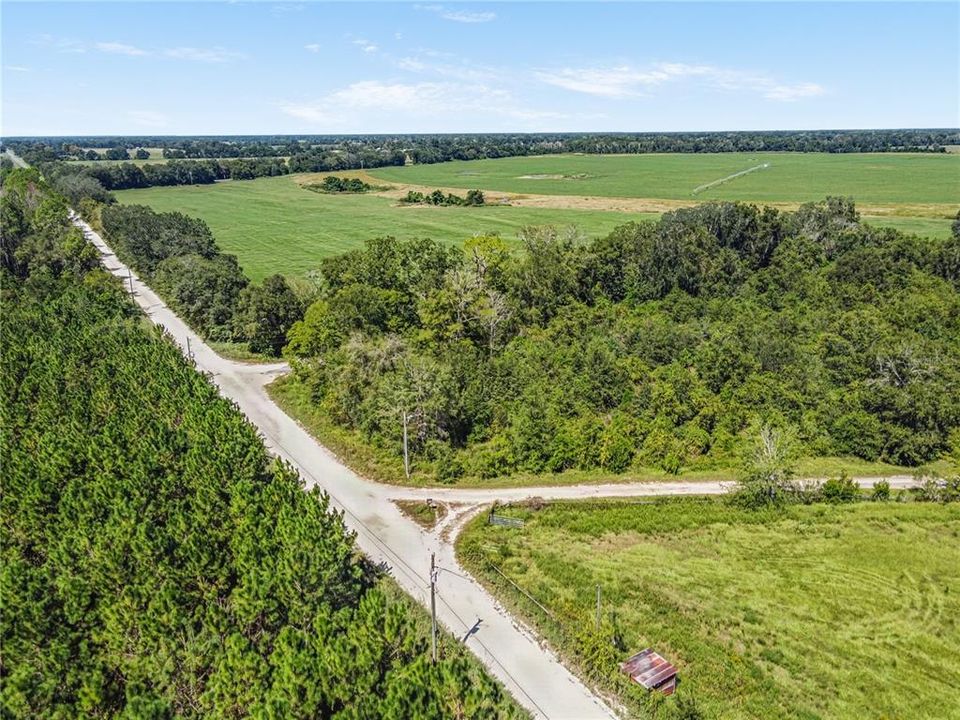 En Venta: $400,000 (19.99 acres)
