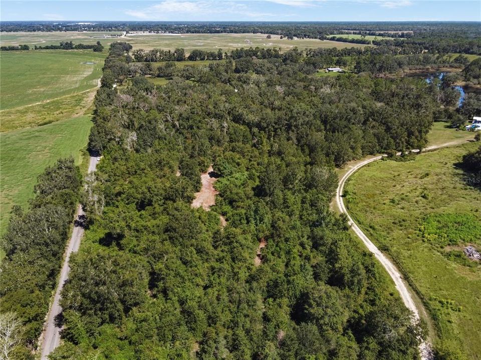 En Venta: $400,000 (19.99 acres)