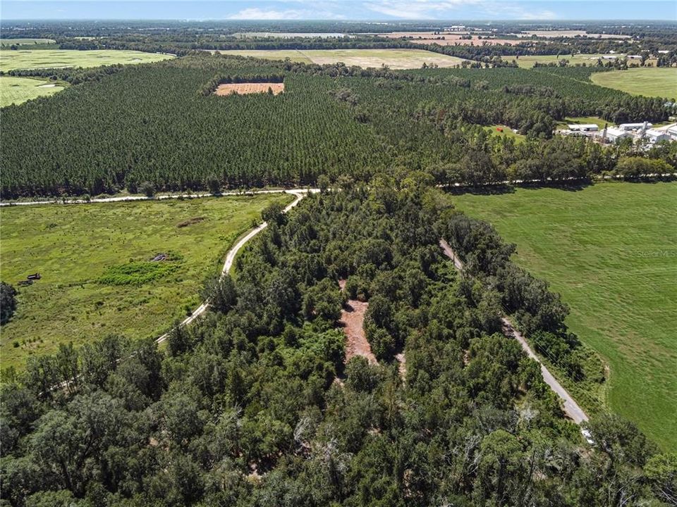 En Venta: $400,000 (19.99 acres)