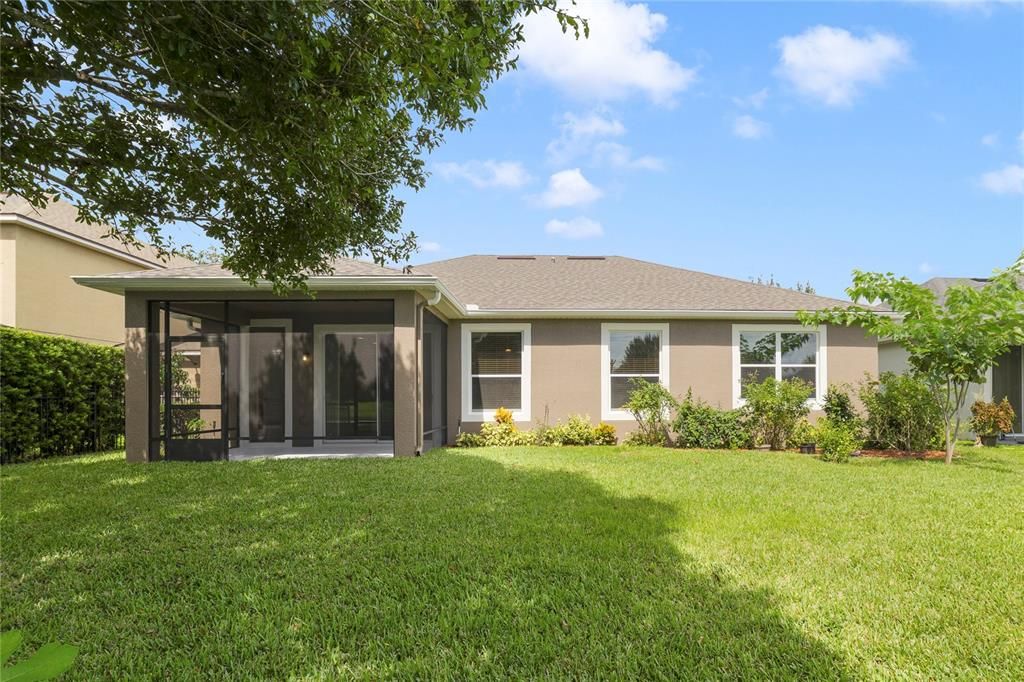 For Sale: $555,000 (4 beds, 3 baths, 2085 Square Feet)