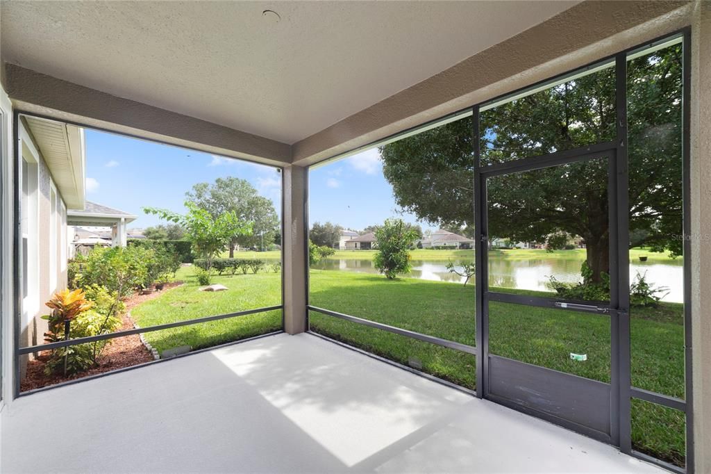 For Sale: $555,000 (4 beds, 3 baths, 2085 Square Feet)