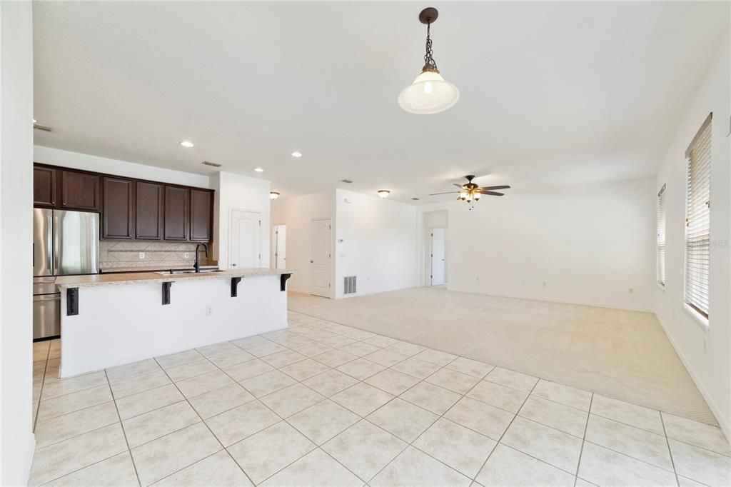 For Sale: $555,000 (4 beds, 3 baths, 2085 Square Feet)