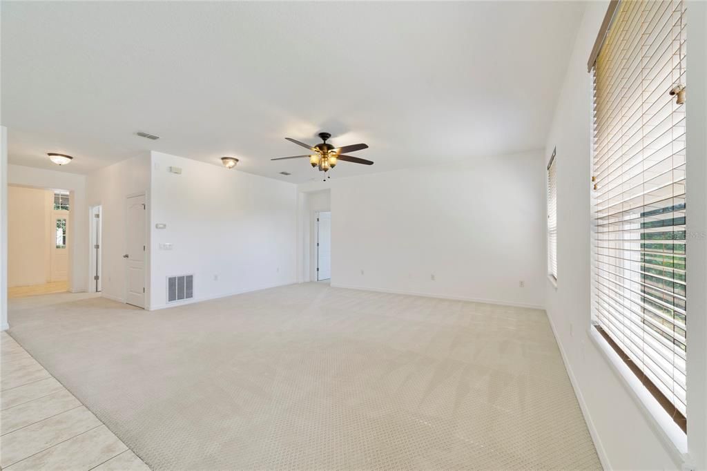 For Sale: $555,000 (4 beds, 3 baths, 2085 Square Feet)