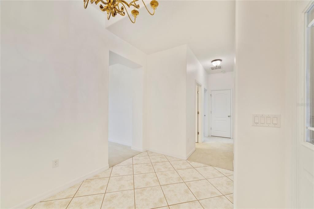 For Sale: $555,000 (4 beds, 3 baths, 2085 Square Feet)