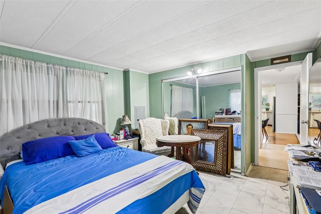 En Venta: $280,000 (2 camas, 2 baños, 1224 Pies cuadrados)