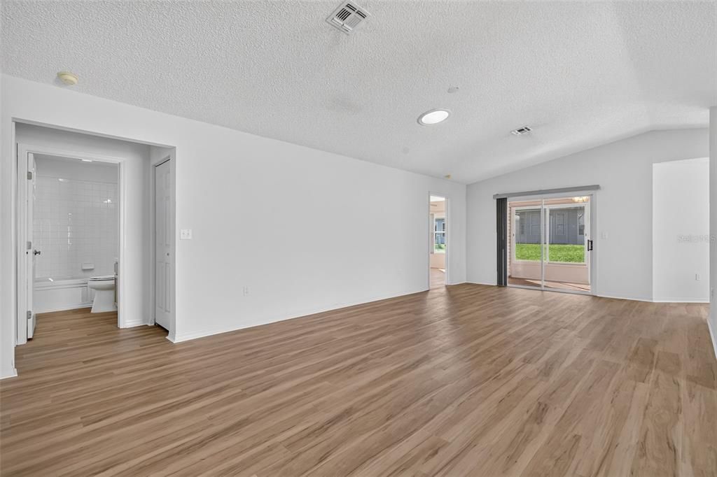 На продажу: $239,900 (3 спален, 2 ванн, 1620 Квадратных фут)