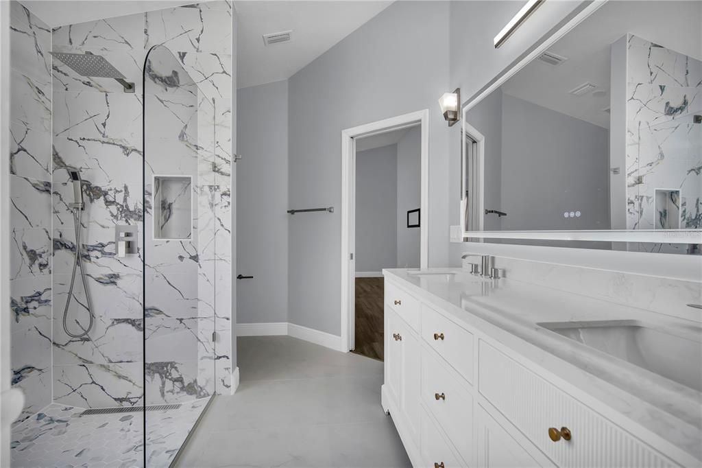For Rent: $3,300 (3 beds, 2 baths, 1652 Square Feet)