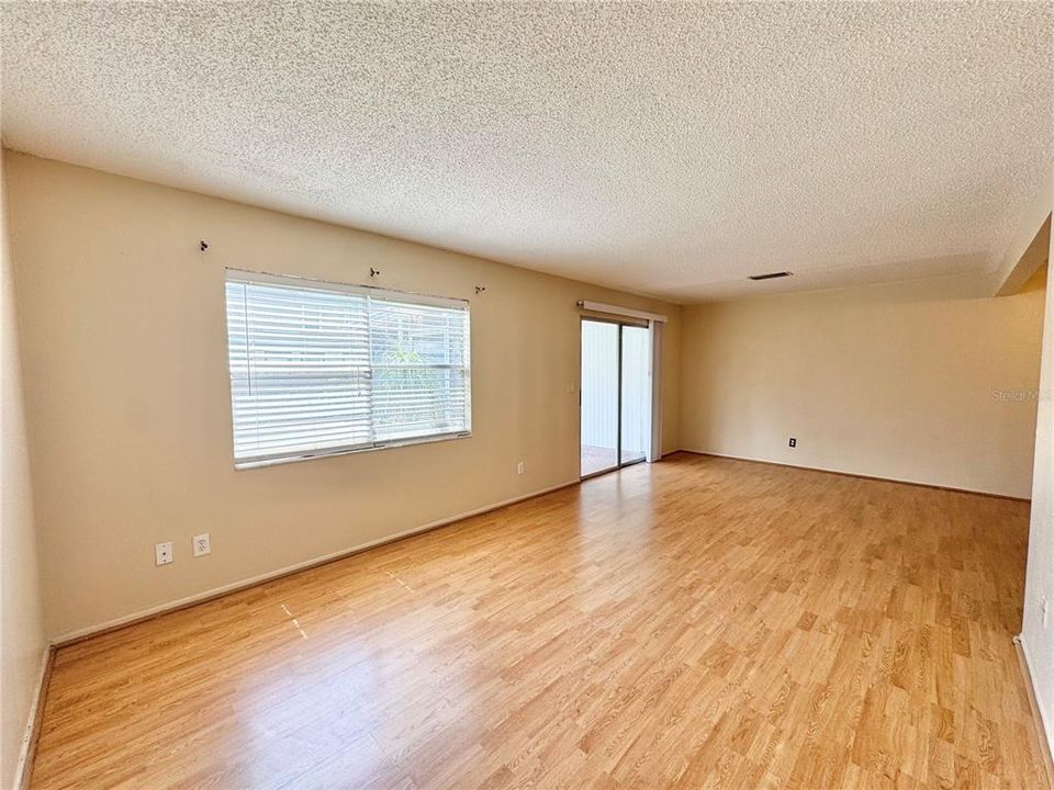 En Venta: $175,000 (2 camas, 1 baños, 1248 Pies cuadrados)