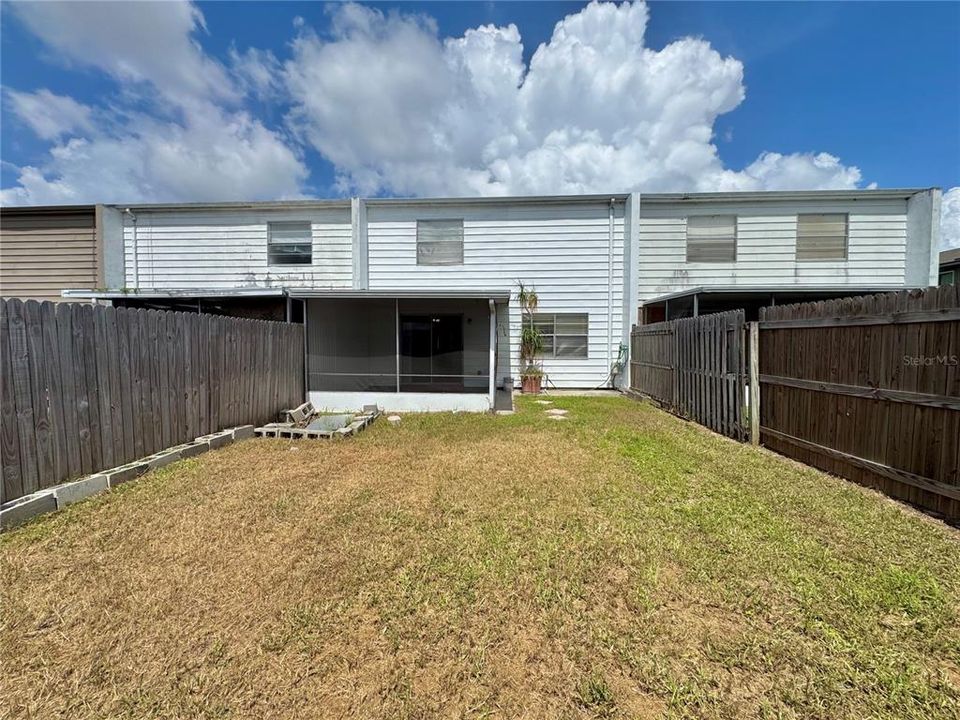 En Venta: $175,000 (2 camas, 1 baños, 1248 Pies cuadrados)