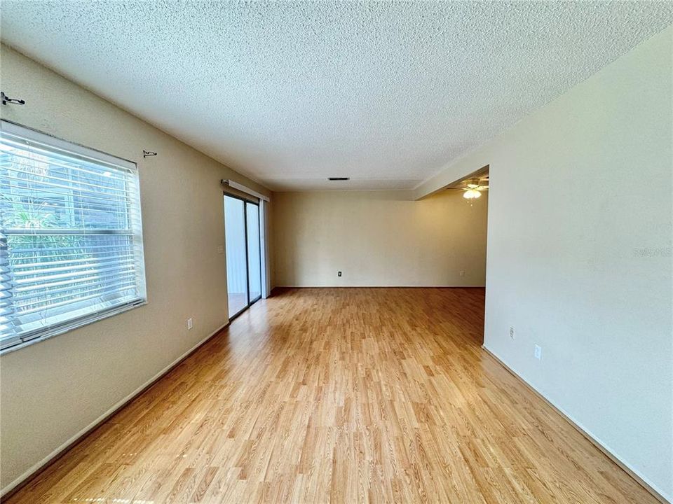 En Venta: $175,000 (2 camas, 1 baños, 1248 Pies cuadrados)